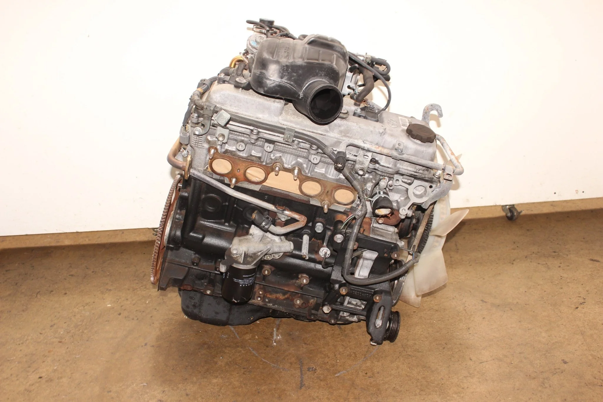 1997-2004 Toyota Tacoma JDM Engine 2.7L 3RZ - Image 10