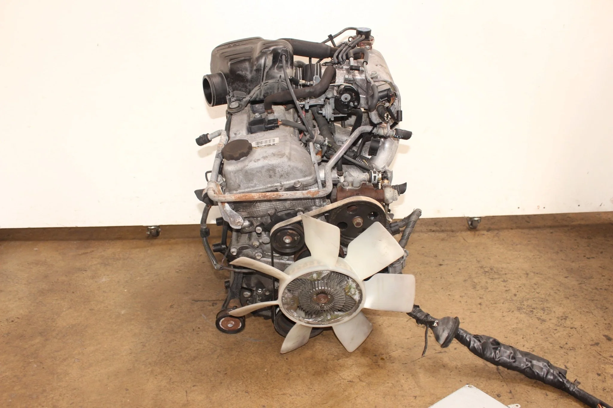 1997-2004 Toyota Tacoma JDM Engine 2.7L 3RZ - Image 3