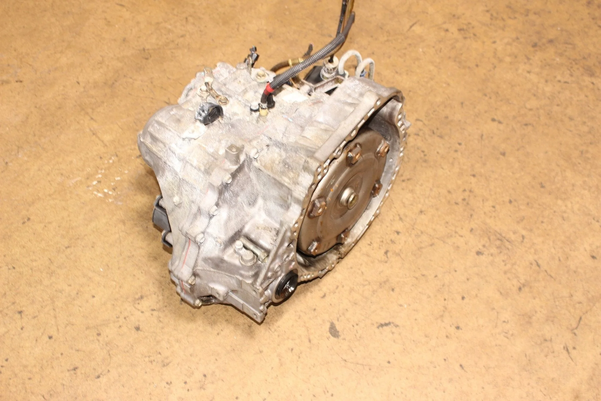 2002 2003 2004 2005 2006 2007 Toyota Highlander Transmission 2.4L 2AZ-FE - Image 2