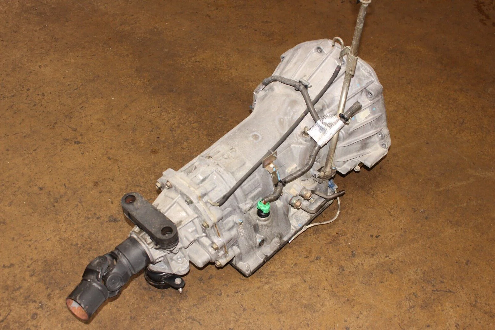 2002-2006 Nissan 350Z RWD Automatic JDM Transmission 3.5L V6 VQ35DE - Image 7