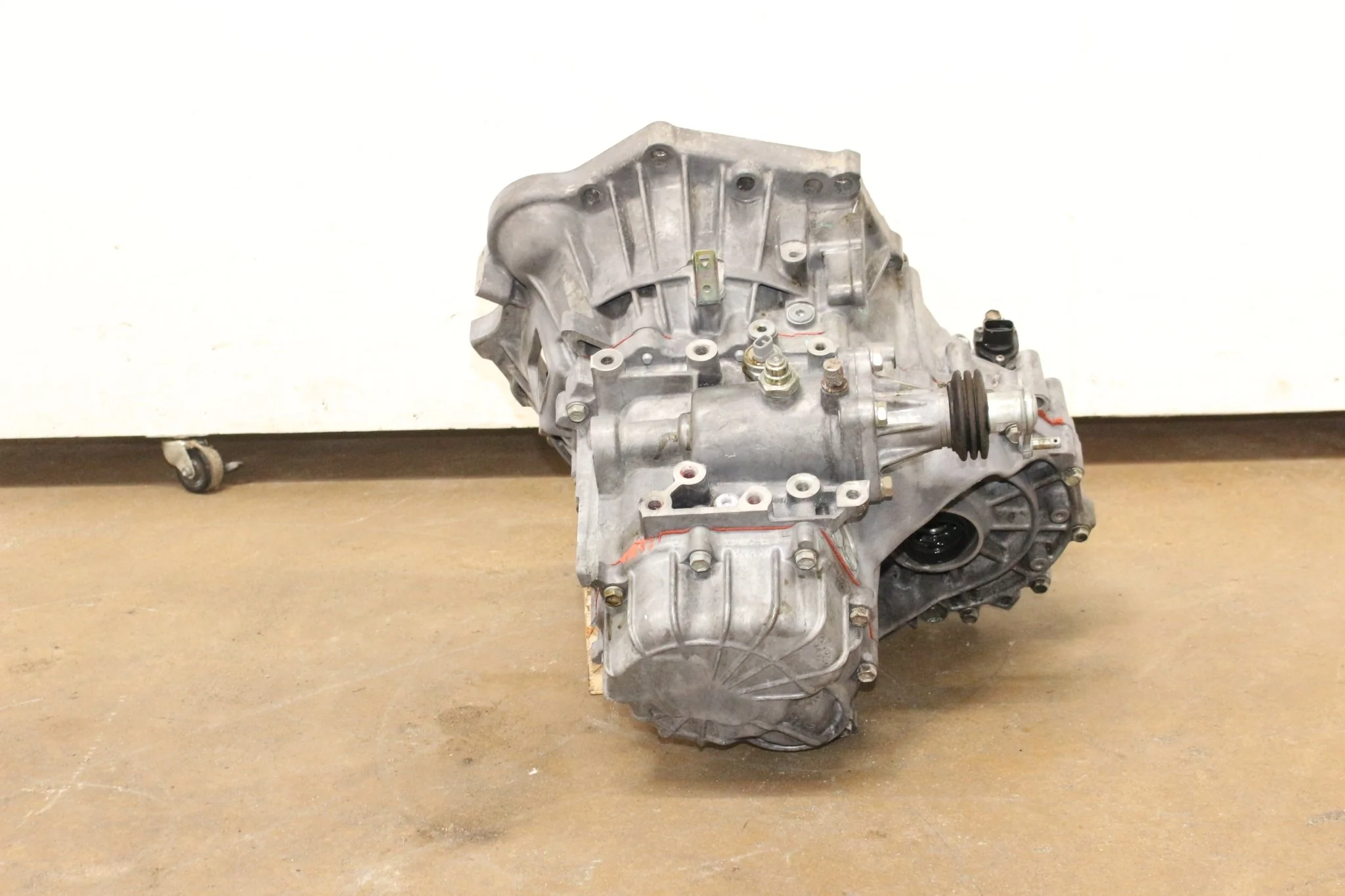 2003-2008 Toyota Pontiac Vibe Manual JDM Transmission 5 Speed 1.8L 1ZZFE - Image 2