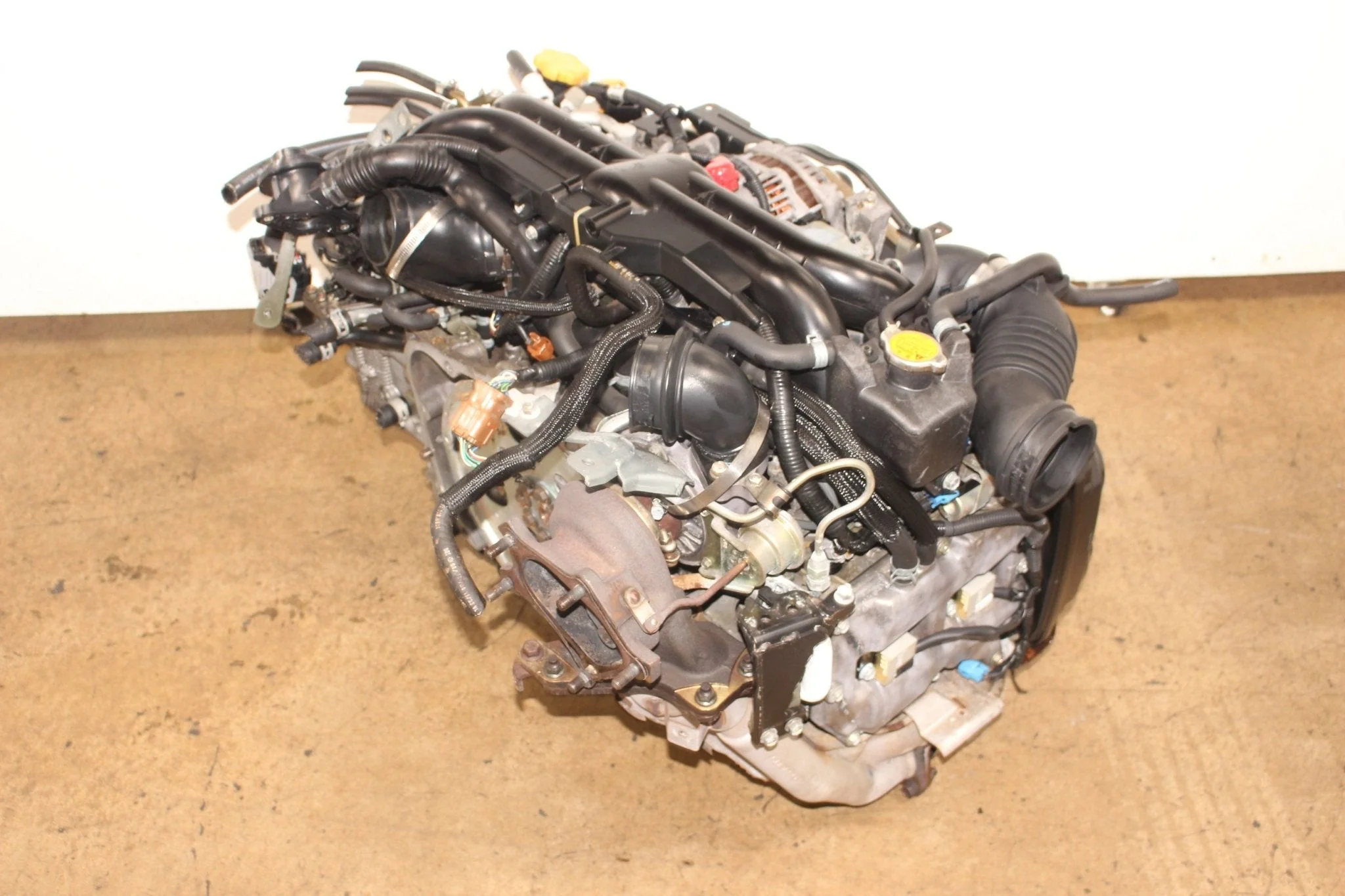 2004-2006 Subaru Legacy GT Turbo JDM Engine 2.0L EJ20X - EJ255 2.5L Replacement JDM Motor - Image 9