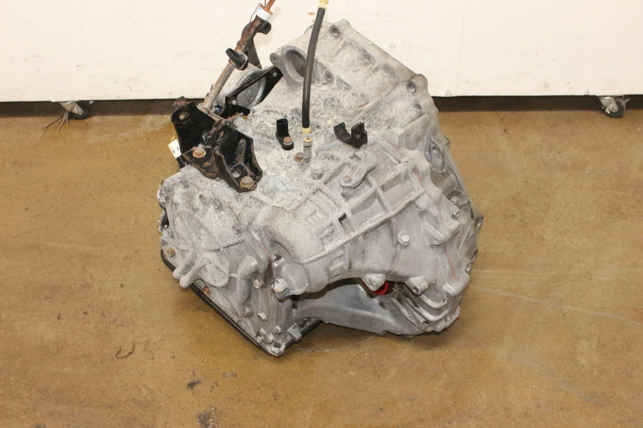 2005 2006 2007 2008 2009 2010 Scion TC Transmission Automatic 2.4L 2AZ JDM - Image 8