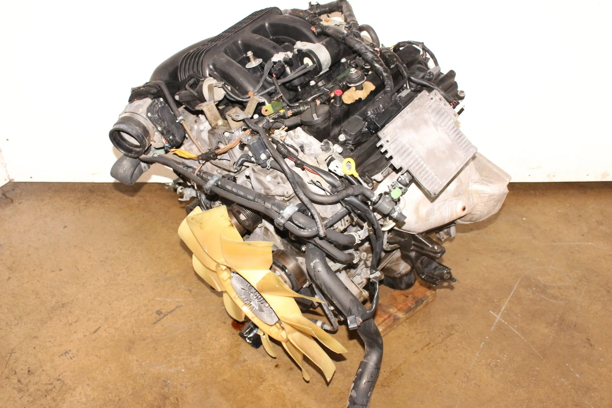 2005 2006 2007 2008 Nissan Xterra Engine 4.0L VQ40DE JDM Motor - Image 3
