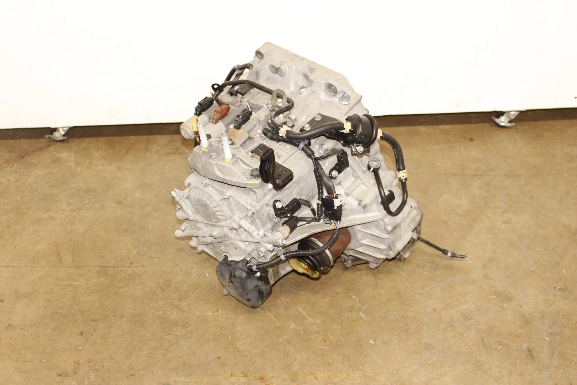 2006-2011 Honda Civic Automatic Transmission 1.8L R18A JDM Motor - Image 9