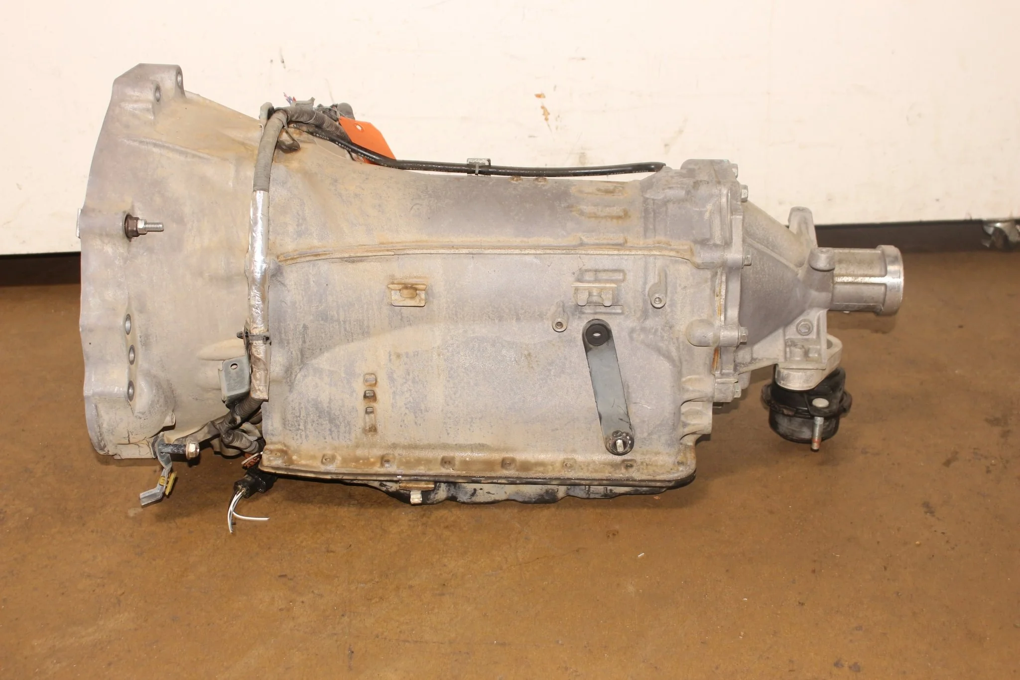2014-2015 Infiniti Q50 RWD Automatic Transmission 7-Speed JDM VQ37HR 3.7L - Image 4