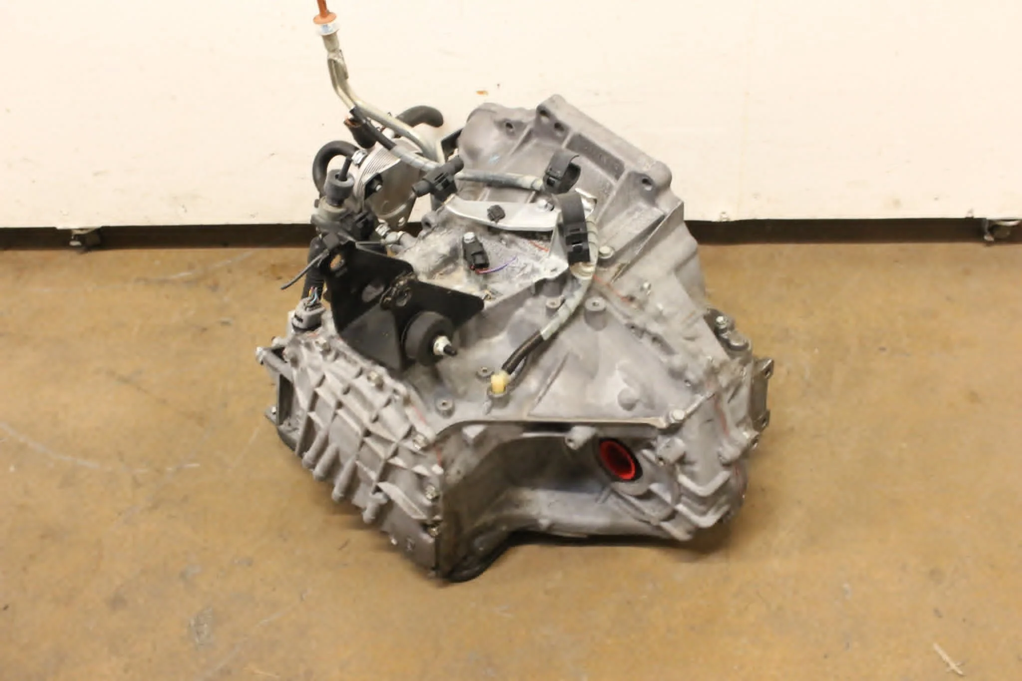 2009-2015 Toyota Corolla Automatic JDM Transmission 1.8L 2ZRFE 4 Speed - Image 10