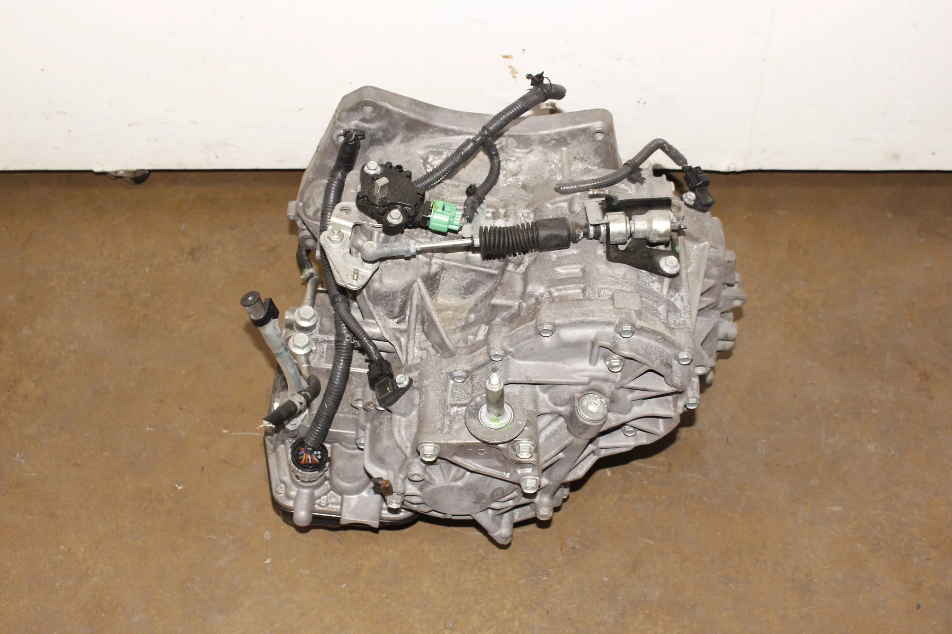 2010-2012 Nissan Cube CVT Automatic JDM Transmission 1.8L MR18DE - Image 6