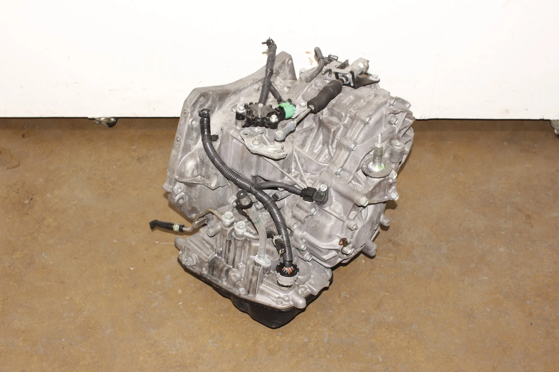 2010-2012 Nissan Cube CVT Automatic JDM Transmission 1.8L MR18DE - Image 8