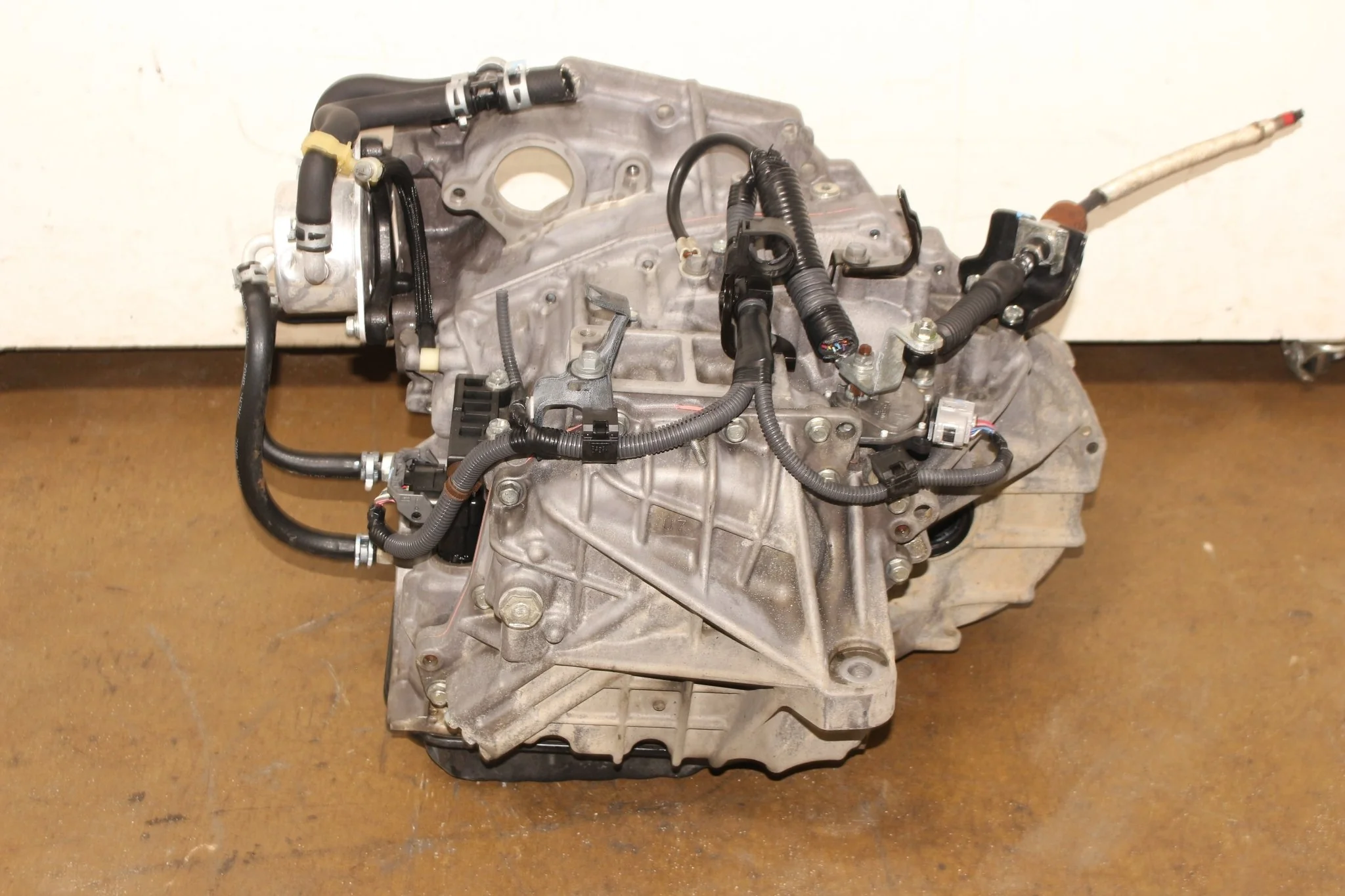 2013-2017 Toyota RAV4 2.5L Automatic FWD/2WD Transmission 4 Cylinder JDM 2AR-FE U760 - Image 2