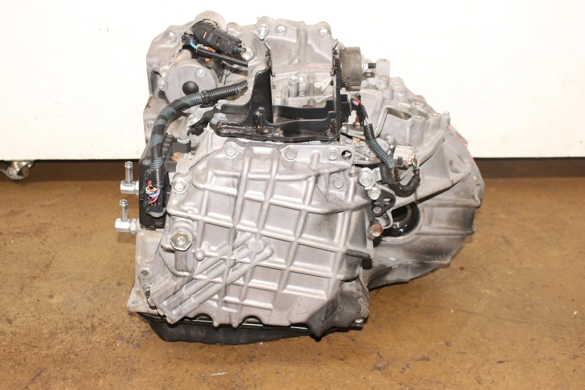 2013 2014 2015 2016 2017 2018 Lexus ES350 Automatic Transmission 3.5L V6 JDM 2GR-FE - Image 2