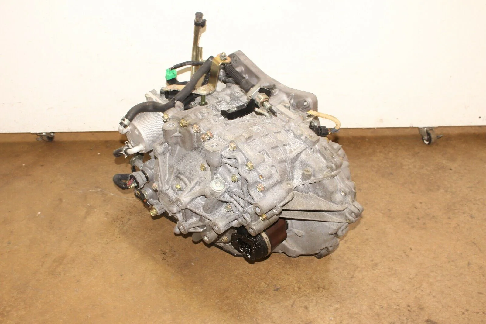 2013-2014 Nissan NV200 Transmission CVT Automatic JDM 2.0L MR20 - Image 8