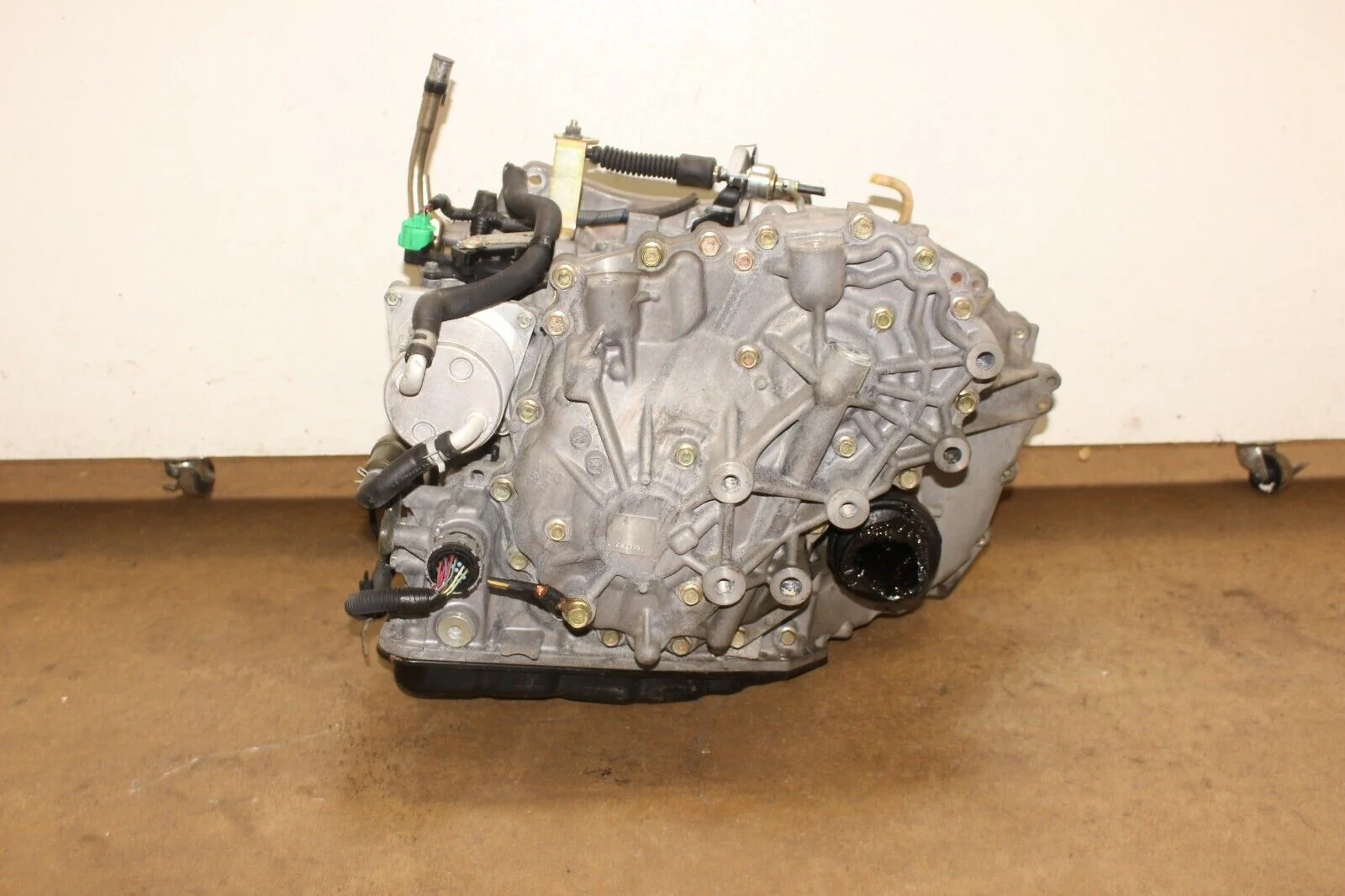 2013-2014 Nissan NV200 Transmission CVT Automatic 2.0L MR20 JDM - Image 7