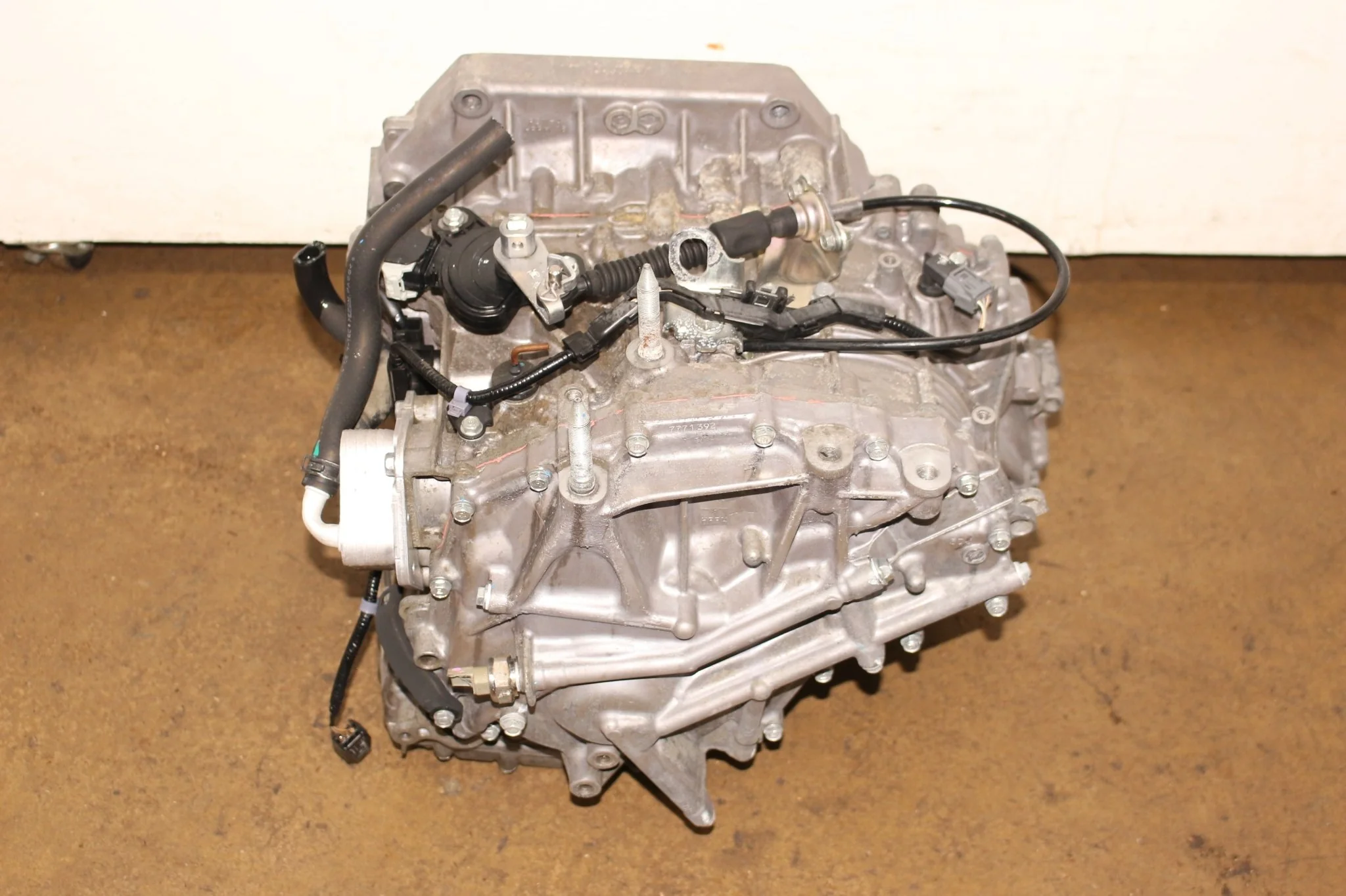 2014-2015 Honda Civic CVT Automatic Transmission 1.8L R18A Gasoline