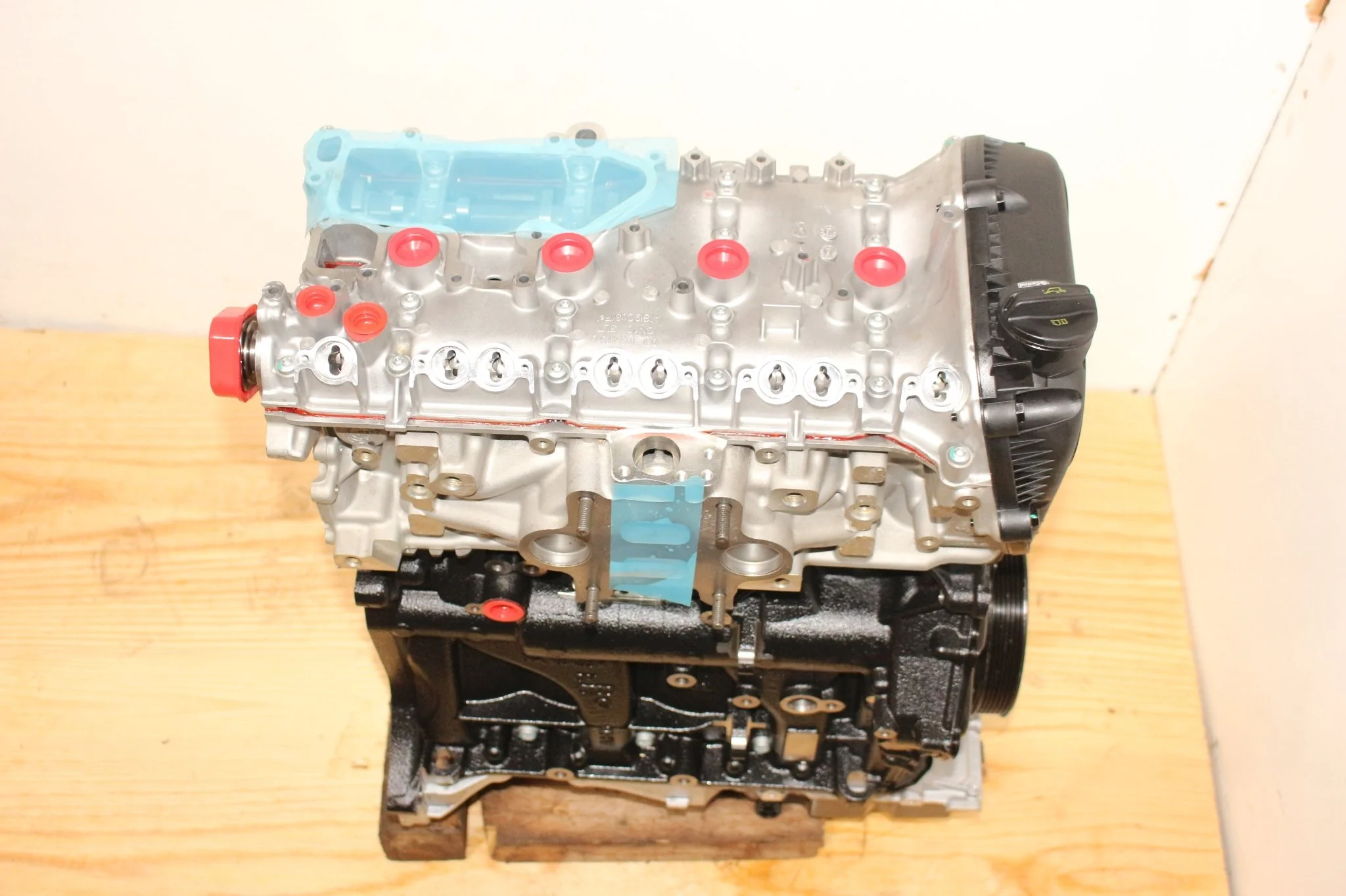 Brand New 2018 2019 2020 Audi Q5 2.0L Turbo Engine CYM 4-Cylinder GEN 3 Motor - Image 4