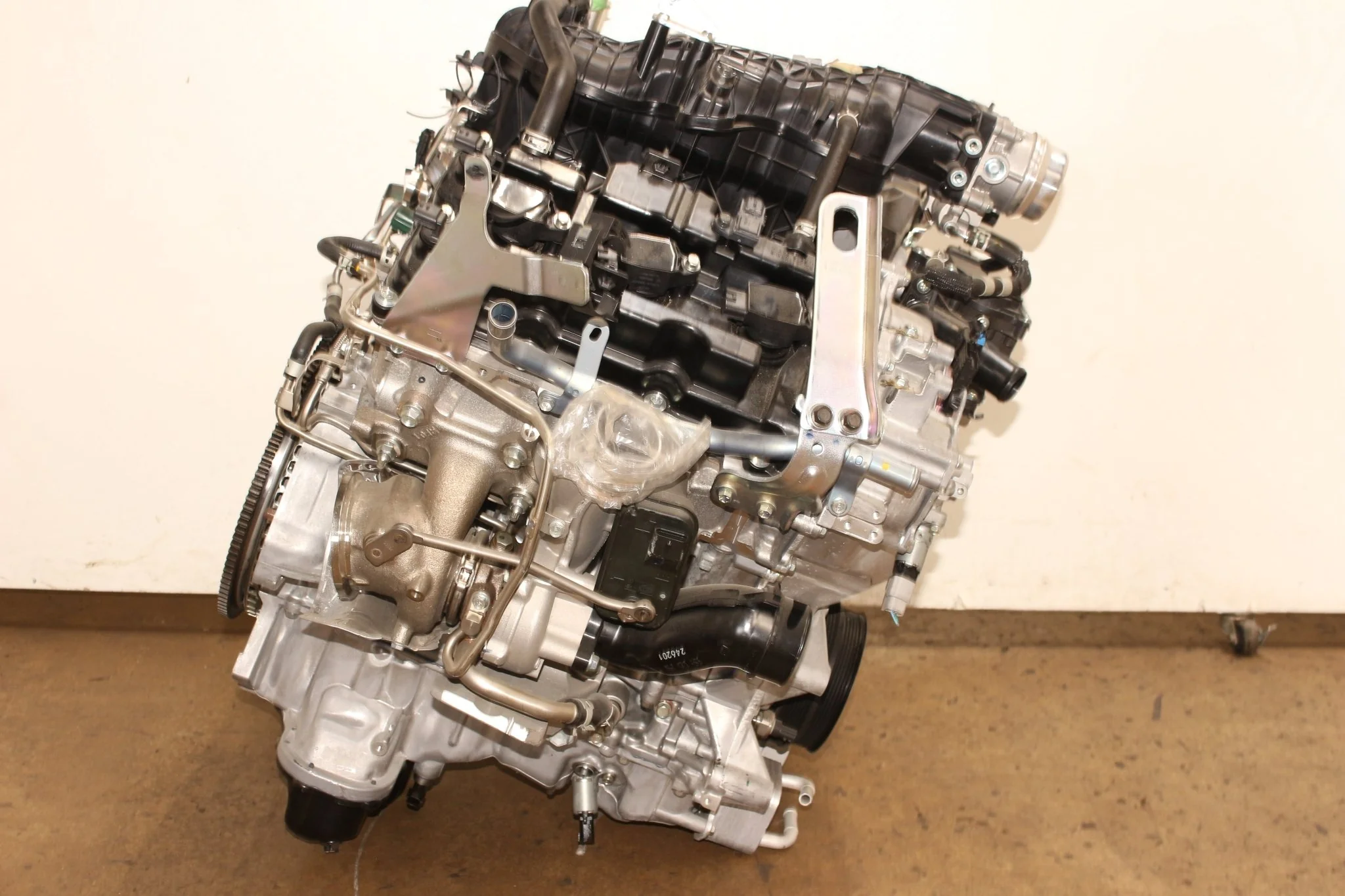 Brand New 2025 2026 JDM Infiniti QX80 Engine 3.5L V6 VR35DDTT VR35 Twin Turbo - Image 9