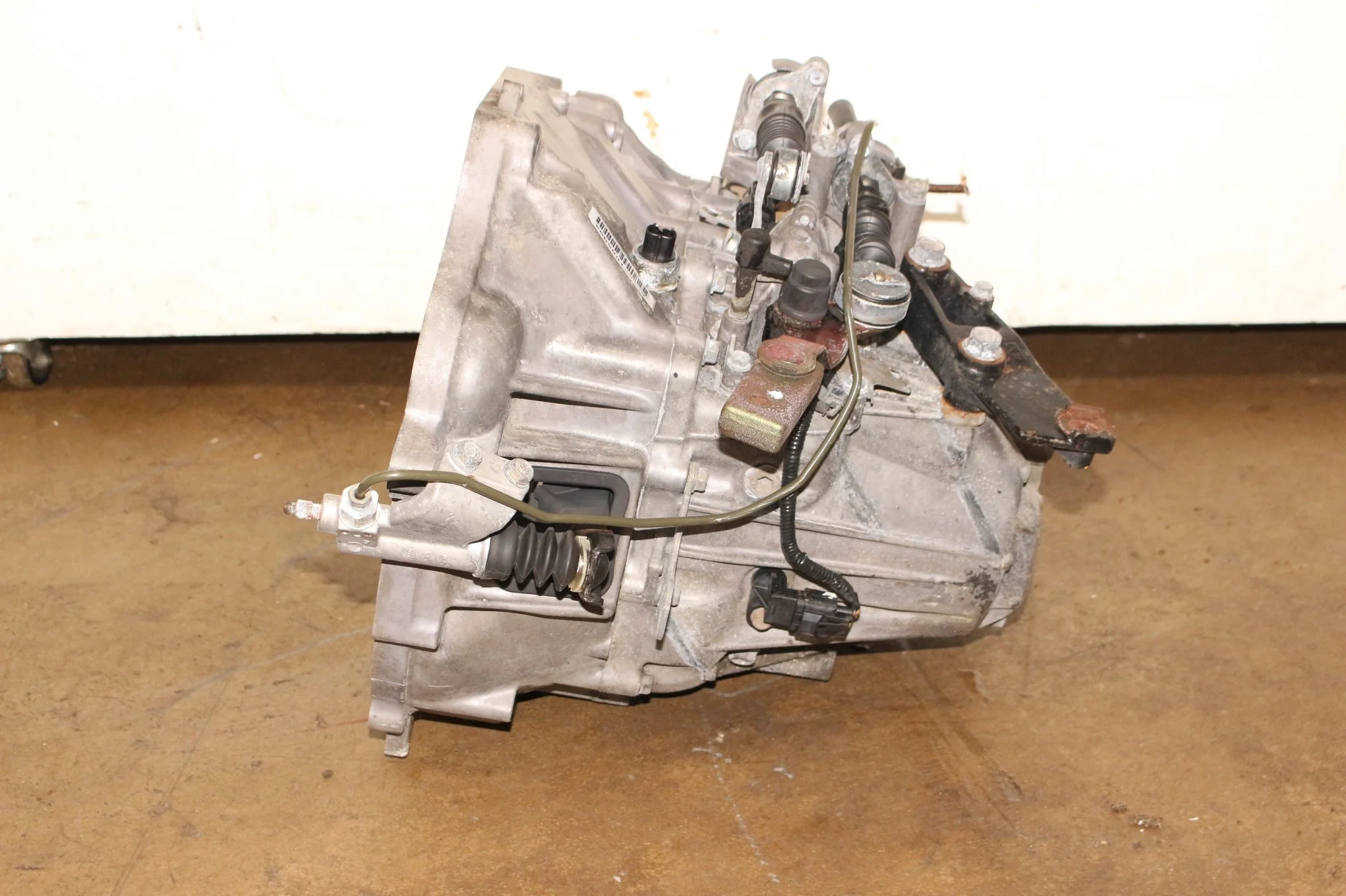 JDM 2004-2008 Acura TSX 6 Speed Manual Transmission 2.4L K24A2 K24A RBB - Image 4