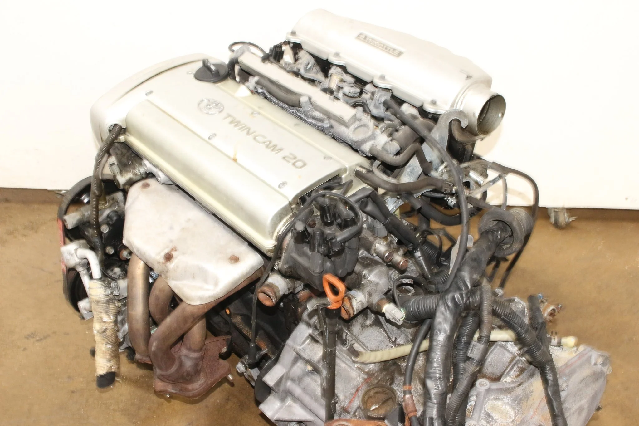 JDM Toyota Corolla Levin Motor AE11 4AGE Silver Top 1.6L Twin Cam 20 Valve Engine Automatic Transmission - Image 4