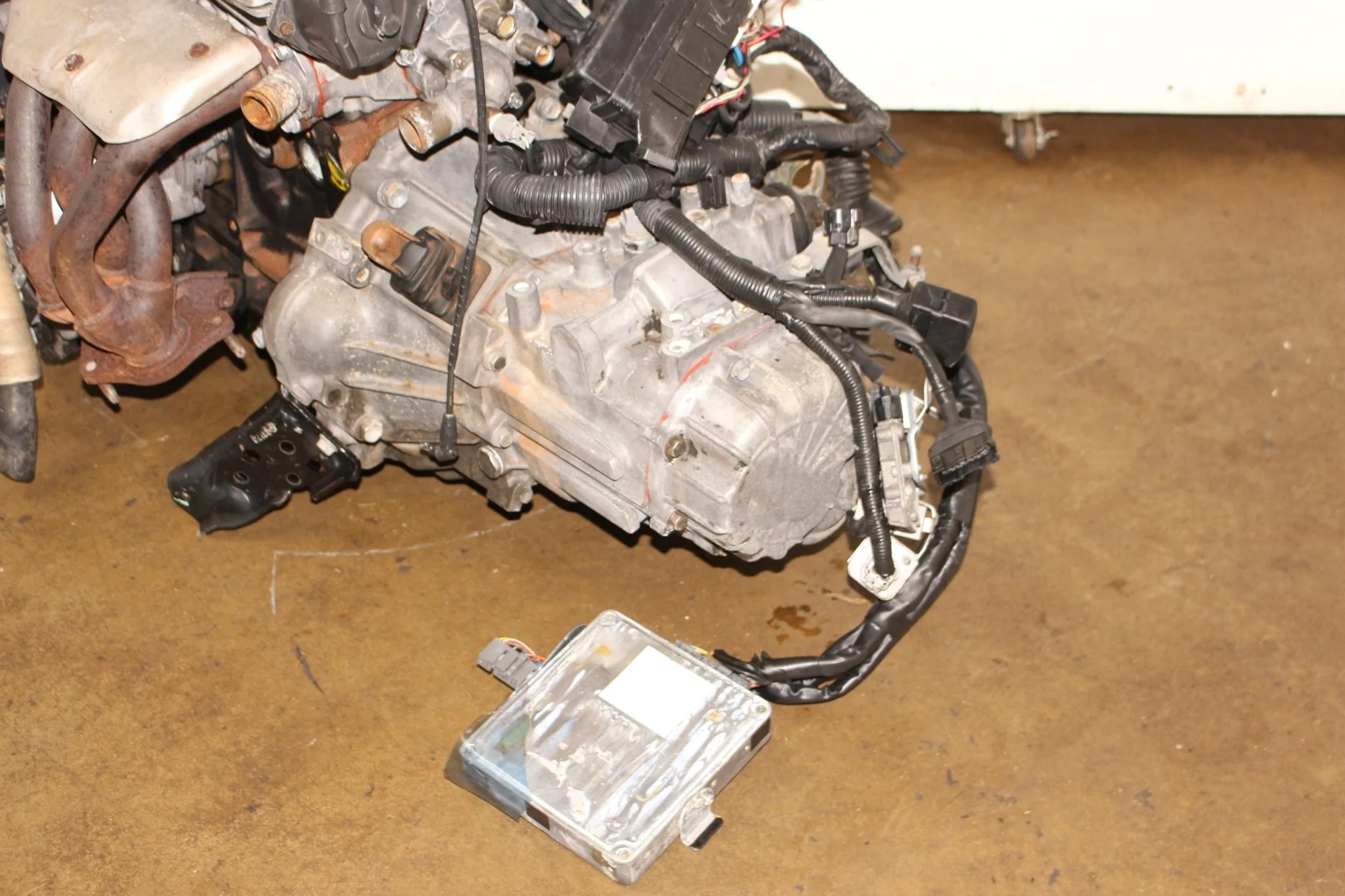 JDM Toyota Levin Corolla 4AGE Silver-Top 20-Valve 4A-GE 1.6L Engine 5-Seepd Trans - Image 5