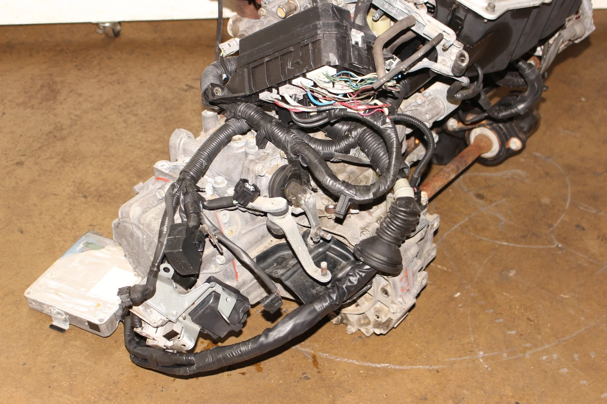JDM Toyota Levin Corolla 4AGE Silver-Top 20-Valve 4A-GE 1.6L Engine 5-Seepd Trans - Image 8