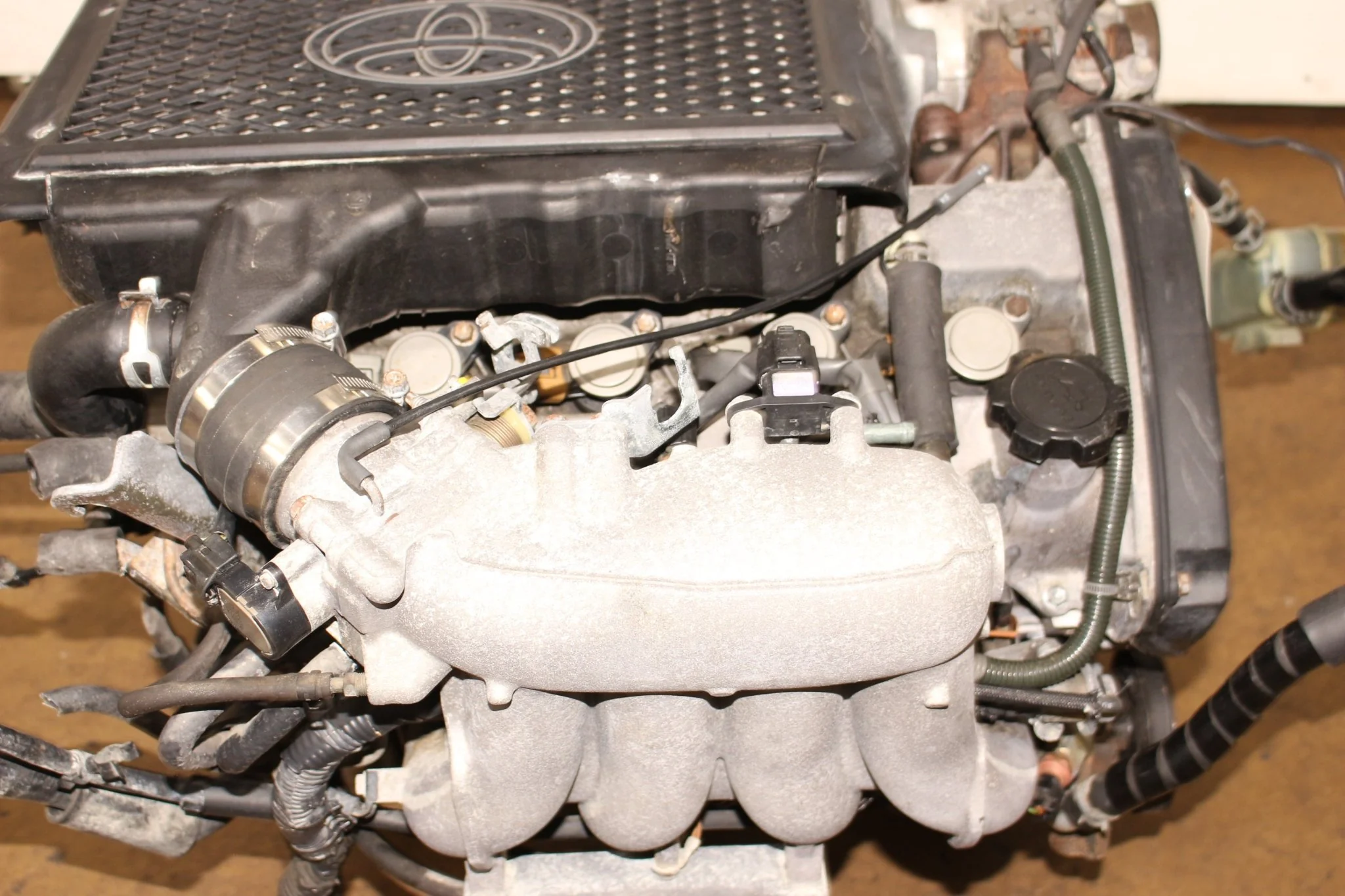 JDM 1997 1998 1999 2000 2001 Toyota Caldina MR2 3SGTE 4TH GEN ST215 2.0L Turbo Engine - Image 9