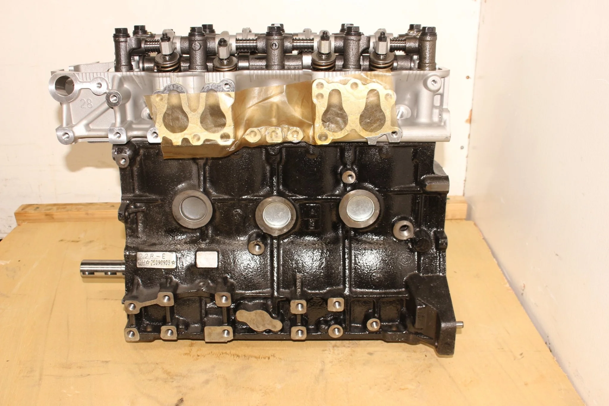 Remanufactured 1984 1985 1986 1987 1988 1989 1990 1991 1992 1993 1994 1995 Toyota 4runner SR5 DLX 2.4L Engine 22R-E 4-Cylinder Motor - Image 4