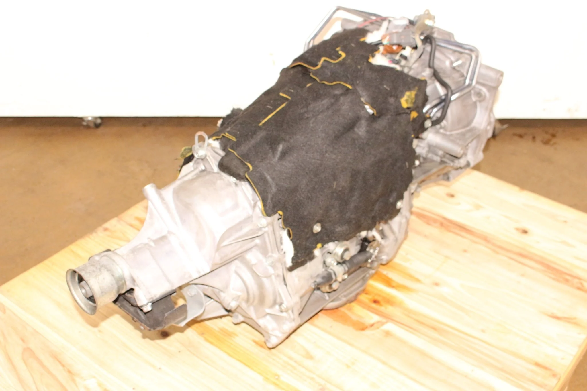 Subaru Legacy Automatic CVT 2013-2017 JDM Transmission 2.5L FB25 - Image 9