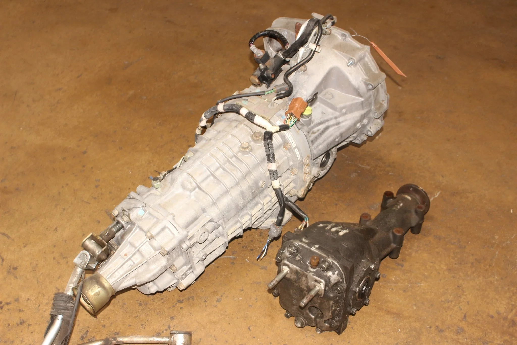 Subaru Legacy Outback 6-Speed Manual Transmission 3.90 R180 Rear LSD Diff EZ30 3.0L JDM - Image 10