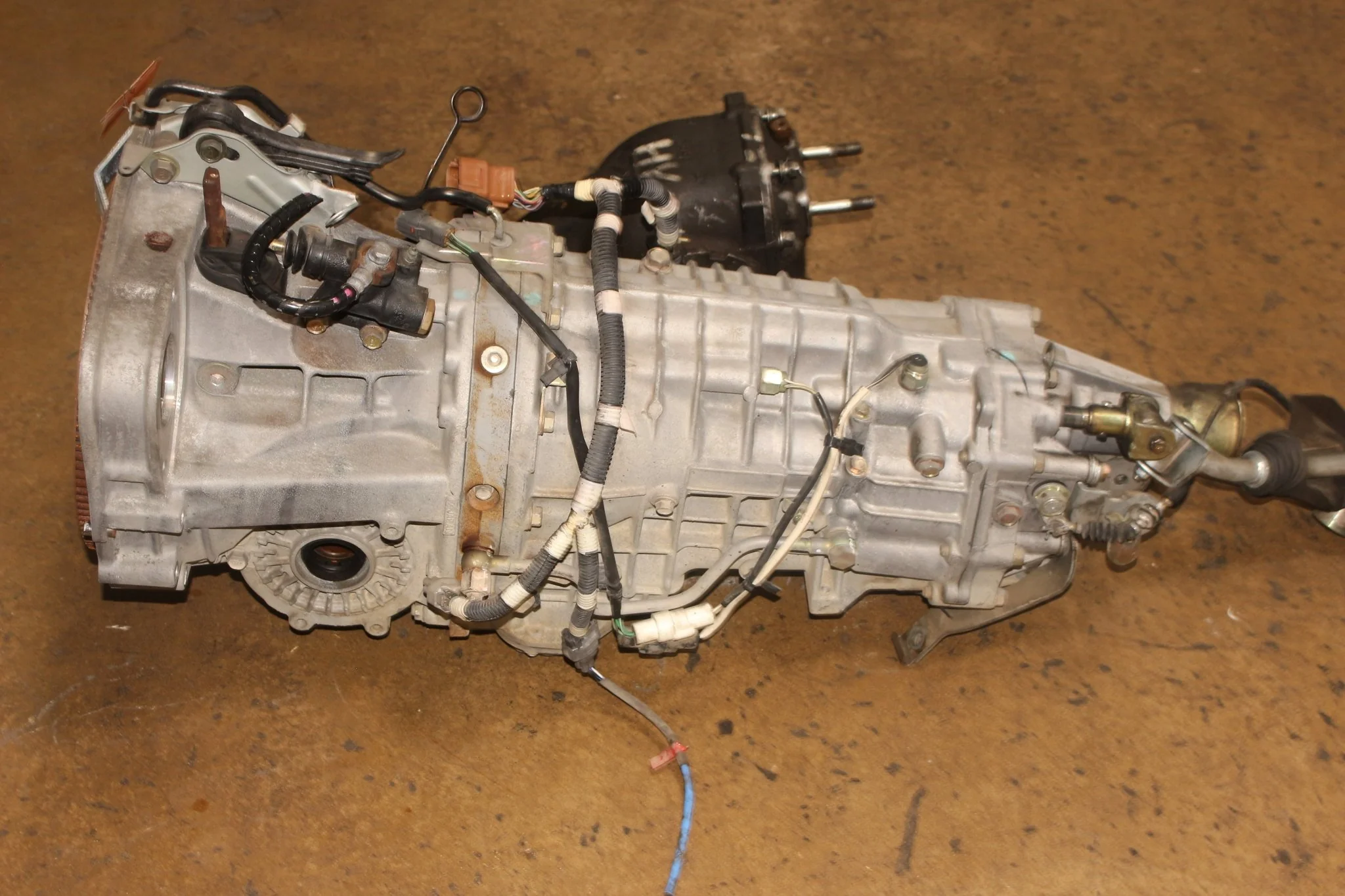 Subaru Legacy Outback 6-Speed Manual Transmission 3.90 R180 Rear LSD Diff EZ30 3.0L JDM - Image 6